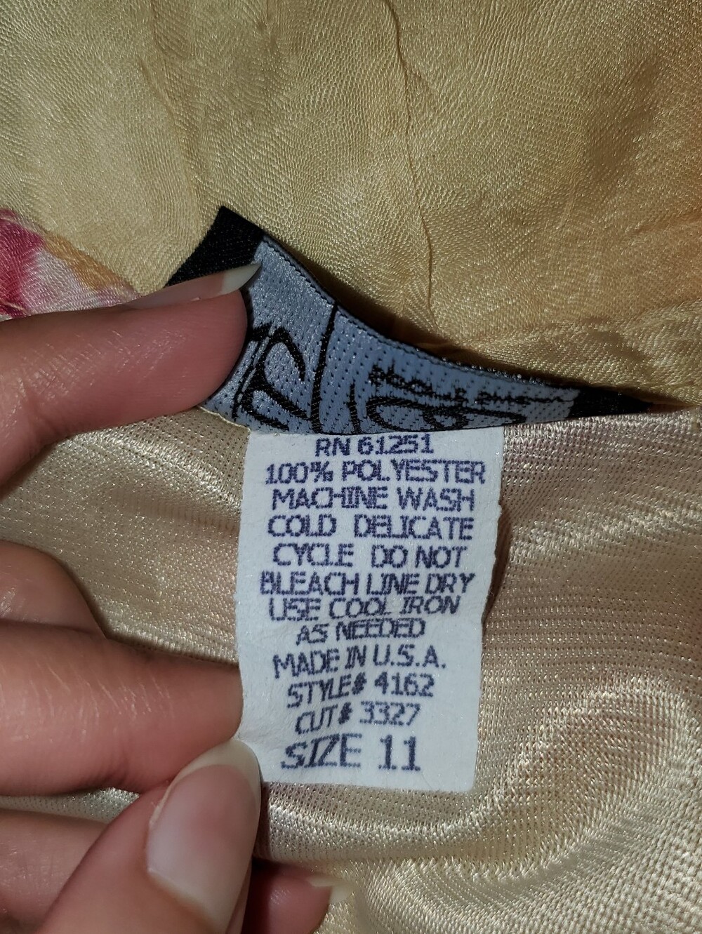 Vintage We Too Sportswear Y2K Pink Floral Butterfly Butter Yellow Mini Skirt - Picture 11 of 12